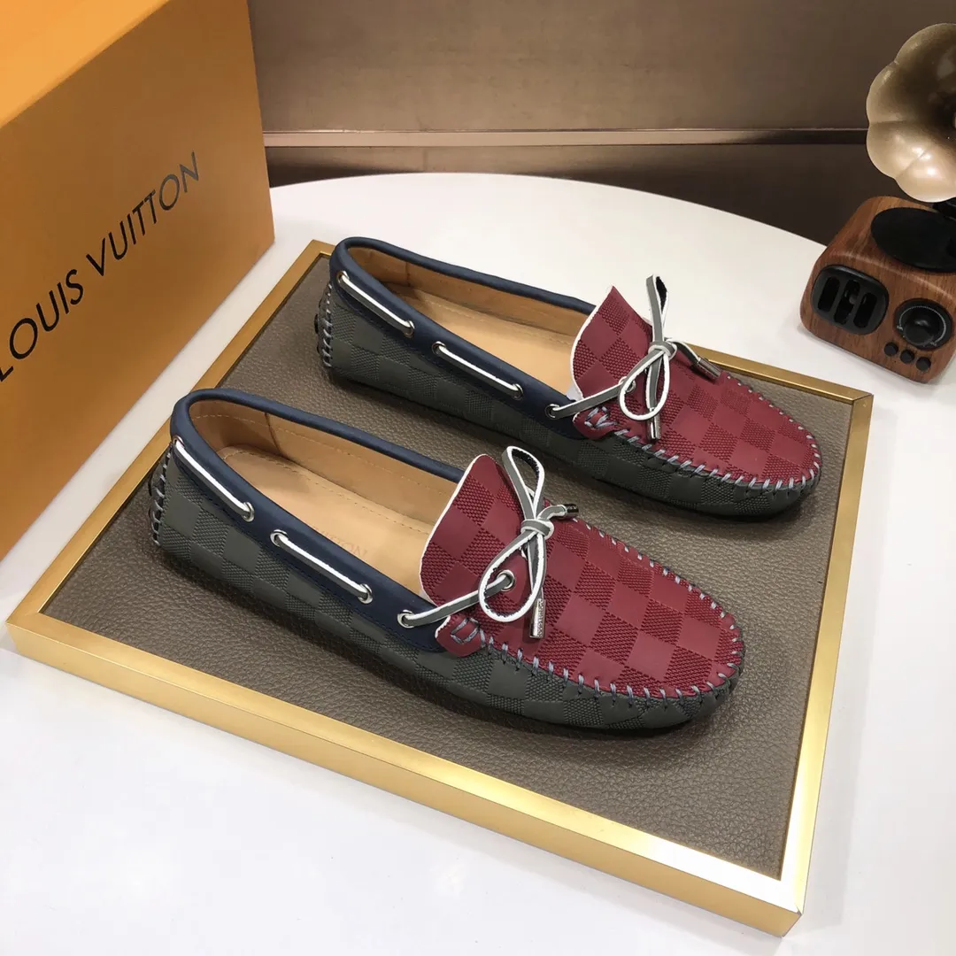 Men's men's shoes 💰420💰 [LV Doudou shoes] (water-dyed cowhide lining) new model is on the market, available on the official website. The new Doudou shoes are processed into single-color materials, and the uppers are made of imported cowhide material. The body of the shoe is fully hemmed with mark thread, and is lined with imported original cowhide leather. The elegant shoe shape is super suitable for all-matching, and the size is 38-44.